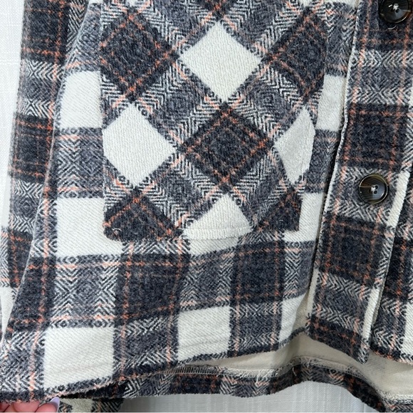 For The Republic Cropped Flannel Shacket - Picture 11 of 16